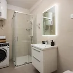 For - 2br With Free Garage Parking