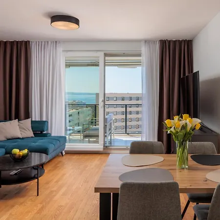 דירה For - 2br With Free Garage Parking ספליט